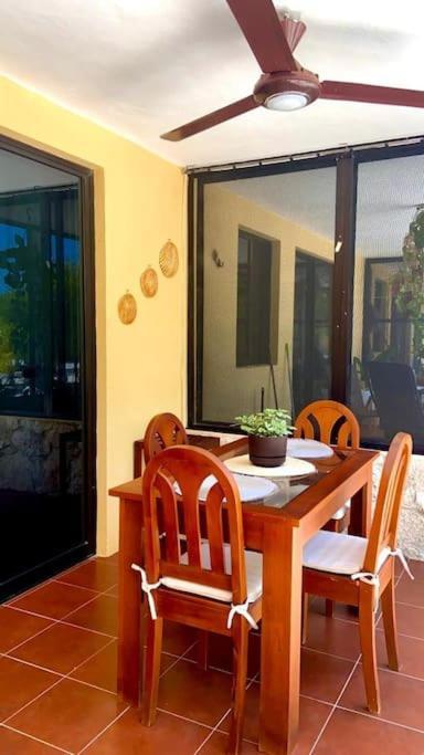 Beachfront Apartment With Swimming Pool. One Bedroom Celestun Dış mekan fotoğraf