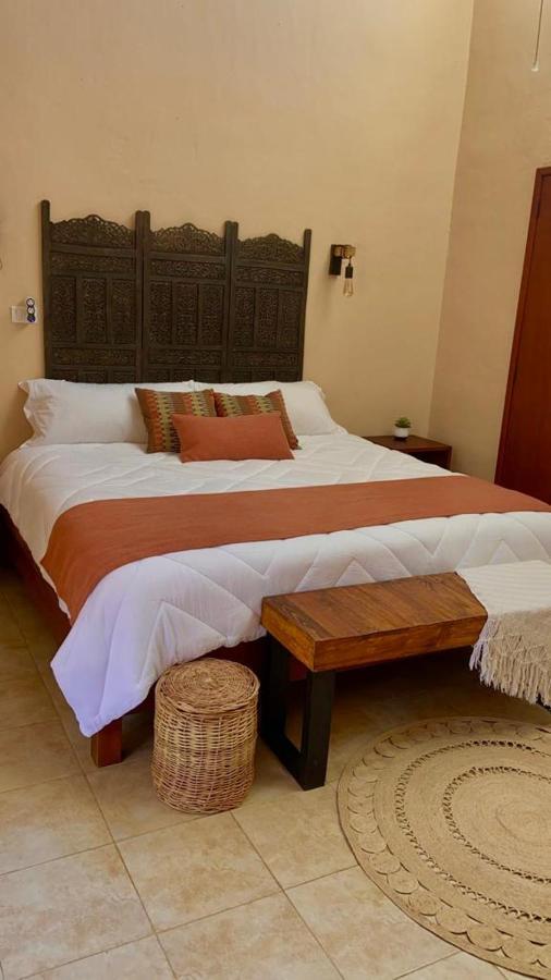 Beachfront Apartment With Swimming Pool. One Bedroom Celestun Dış mekan fotoğraf